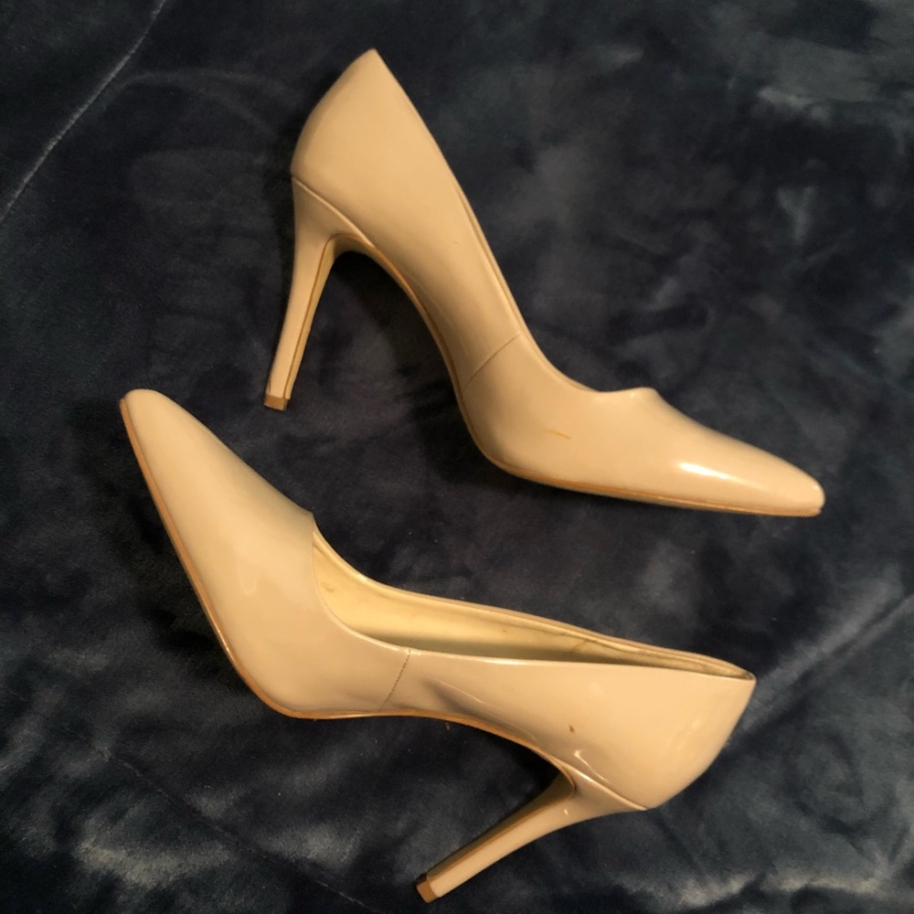 Nine West Pump